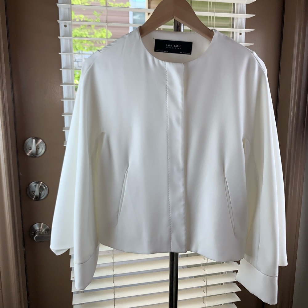 Zara Blazer bell sleeves